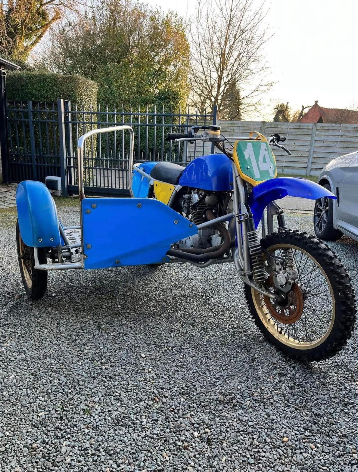 EML oldtimer zijspan / sidecar, Motoren