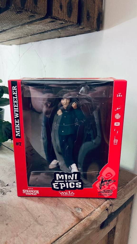 Mini epics  Mike Wheeler, Ophalen, Zo goed als nieuw