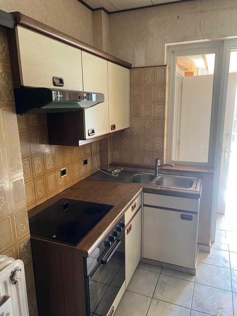 Houten keuken met toestellen, Ophalen, Zo goed als nieuw, Hout