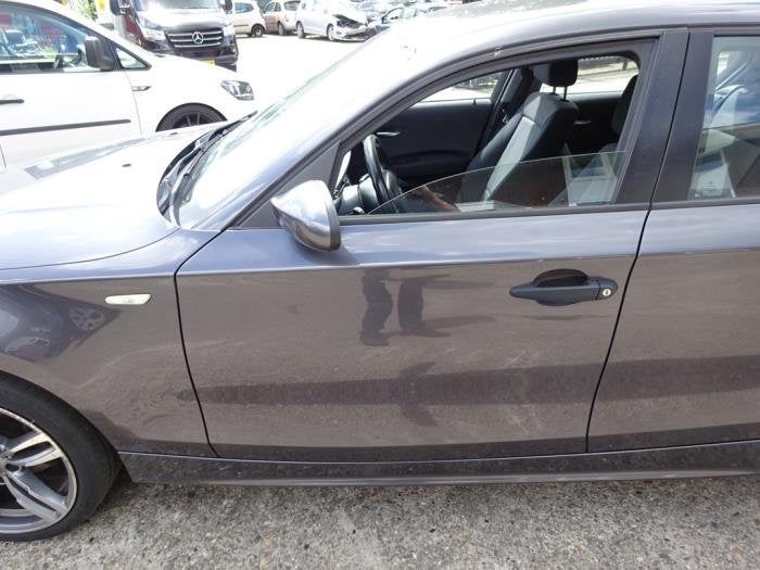 Portier 4Deurs links-voor van een BMW 1-Serie (A22), Gebruikt, -, Deur, -