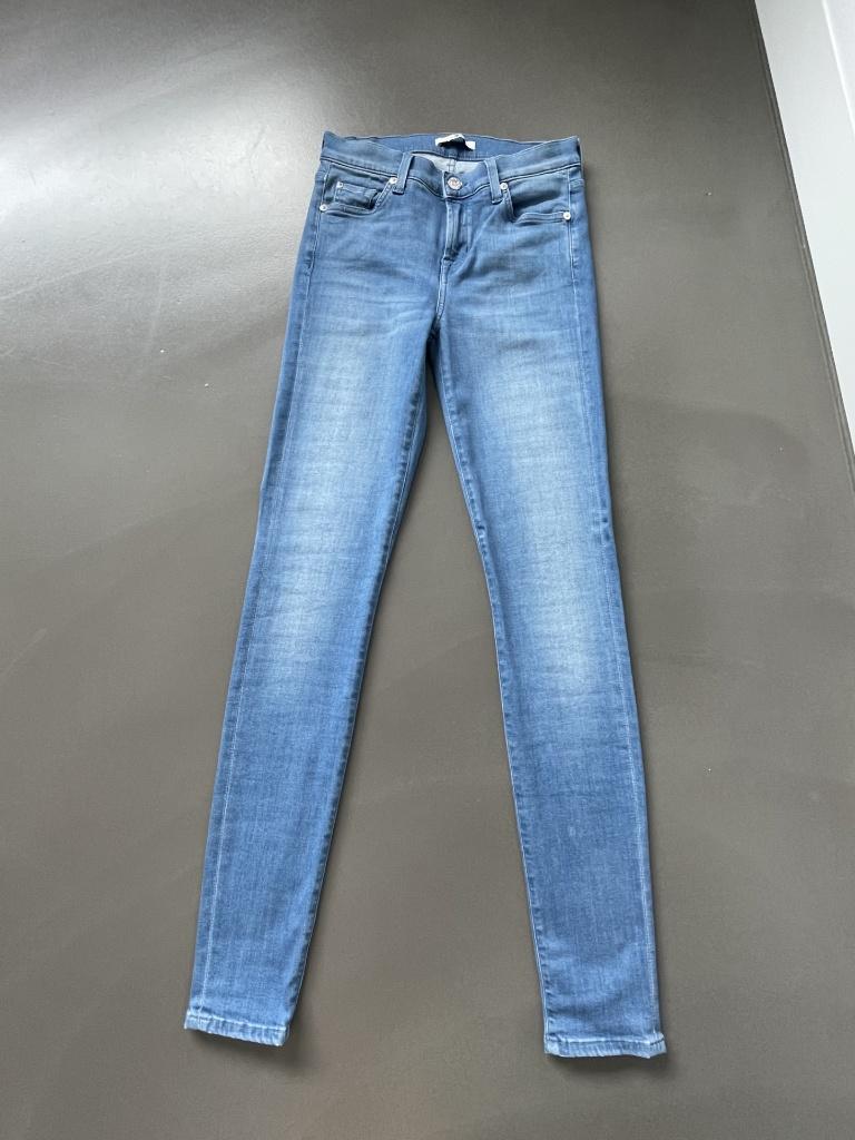 Lichtblauwe jeansbroek van 7forallmankind maat 26, Vêtements | Femmes, Enlèvement ou Envoi, Bleu, 7 for all mankind, Comme neuf