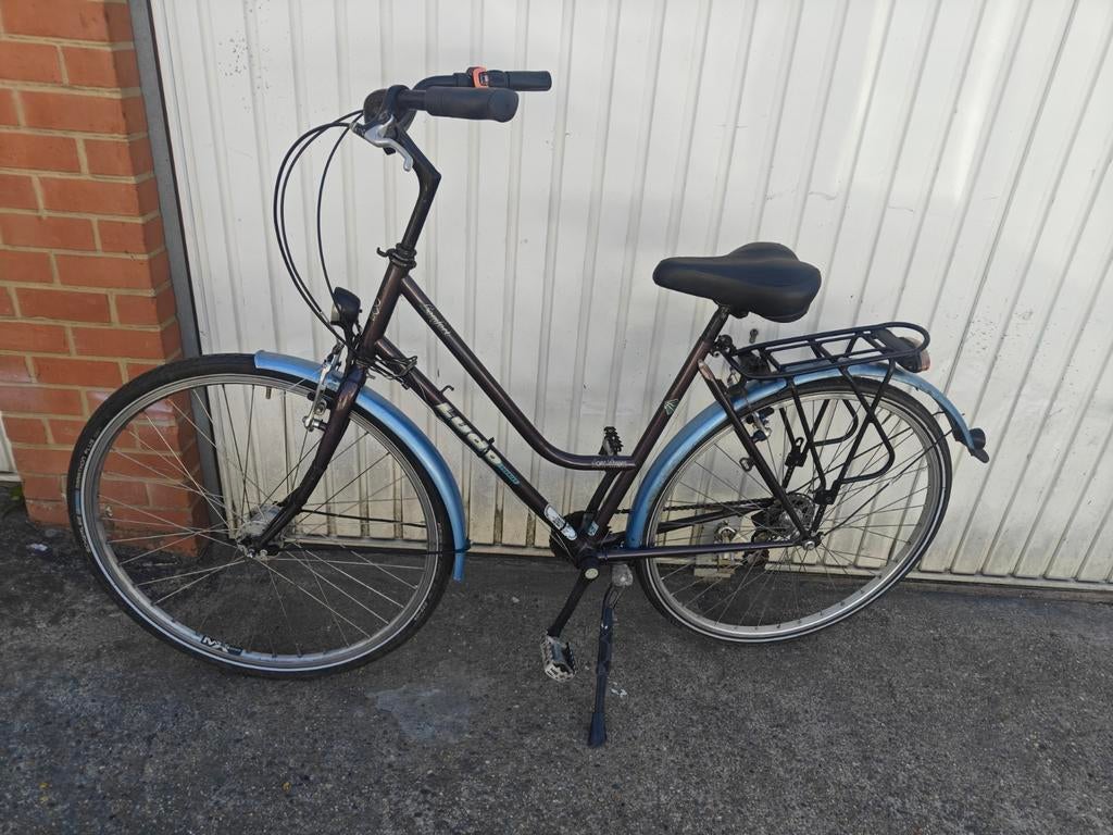 Vélo dame pour la ville très Bon Etat 28 pouce