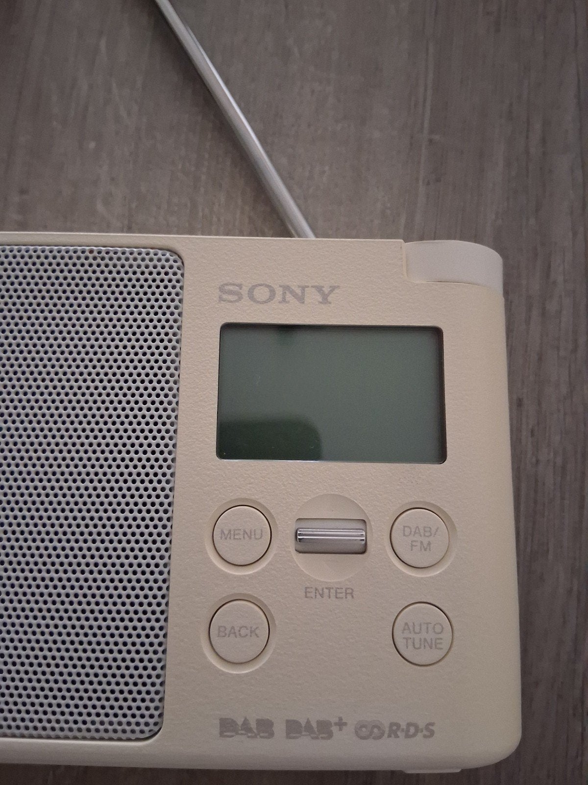 Sony draagbare radio DAB+/FM, Ophalen, Radio