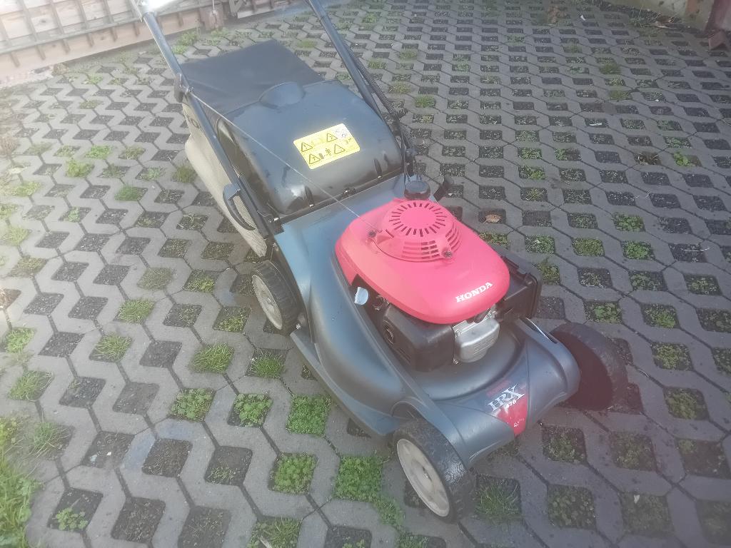 Honda Grasmaajer zelftrekker, Tuin en Terras, Grasmaaiers, Ophalen, Honda, Zo goed als nieuw, Opvangzak