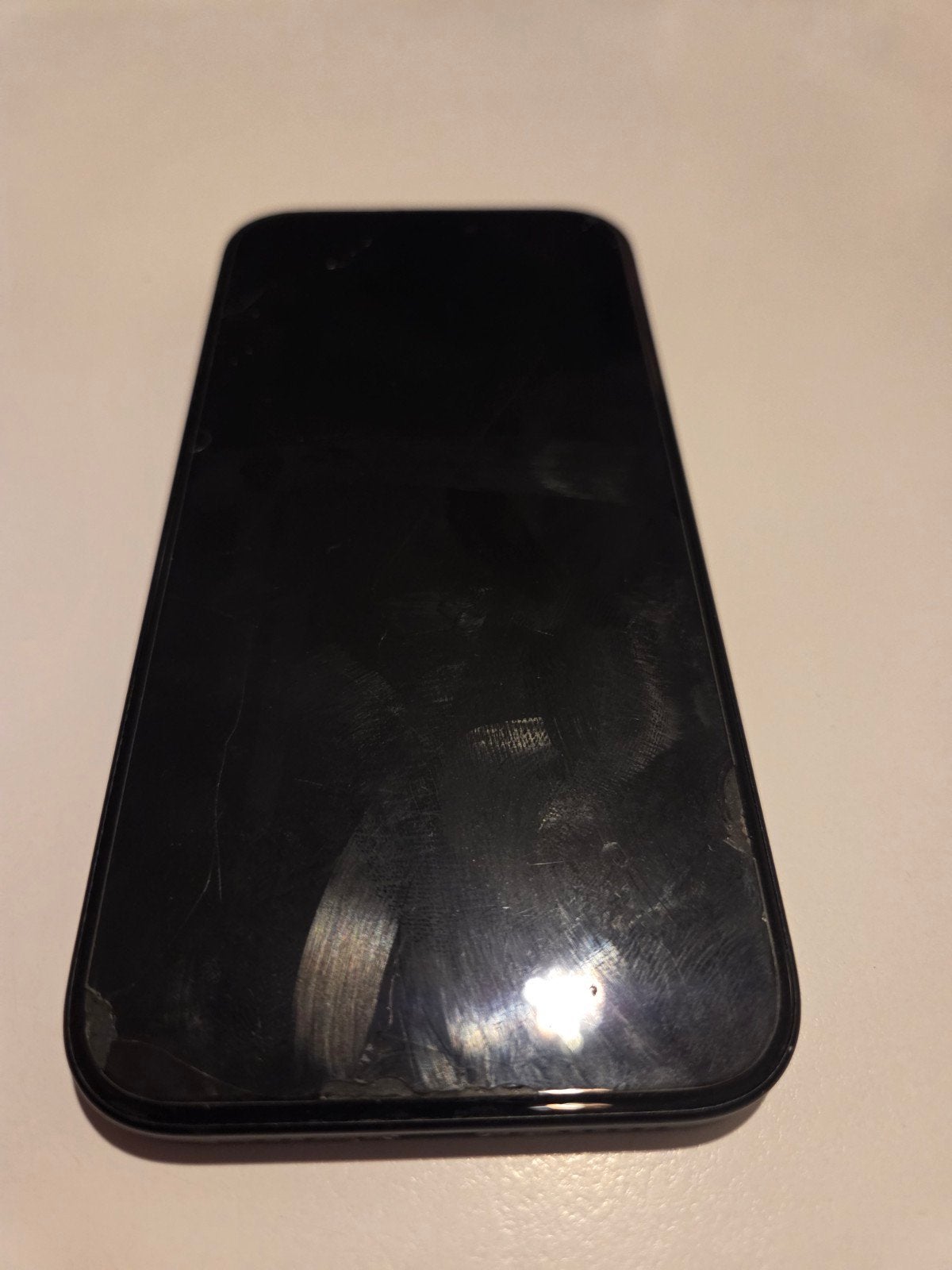 IPhone 15, Telecommunicatie, Ophalen, IPhone 15, Zwart, 82 %