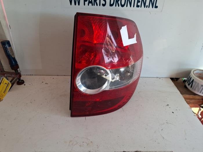 Feu arrière droit d'un Volkswagen Fox, Volkswagen, -, 3 mois de garantie, Utilisé