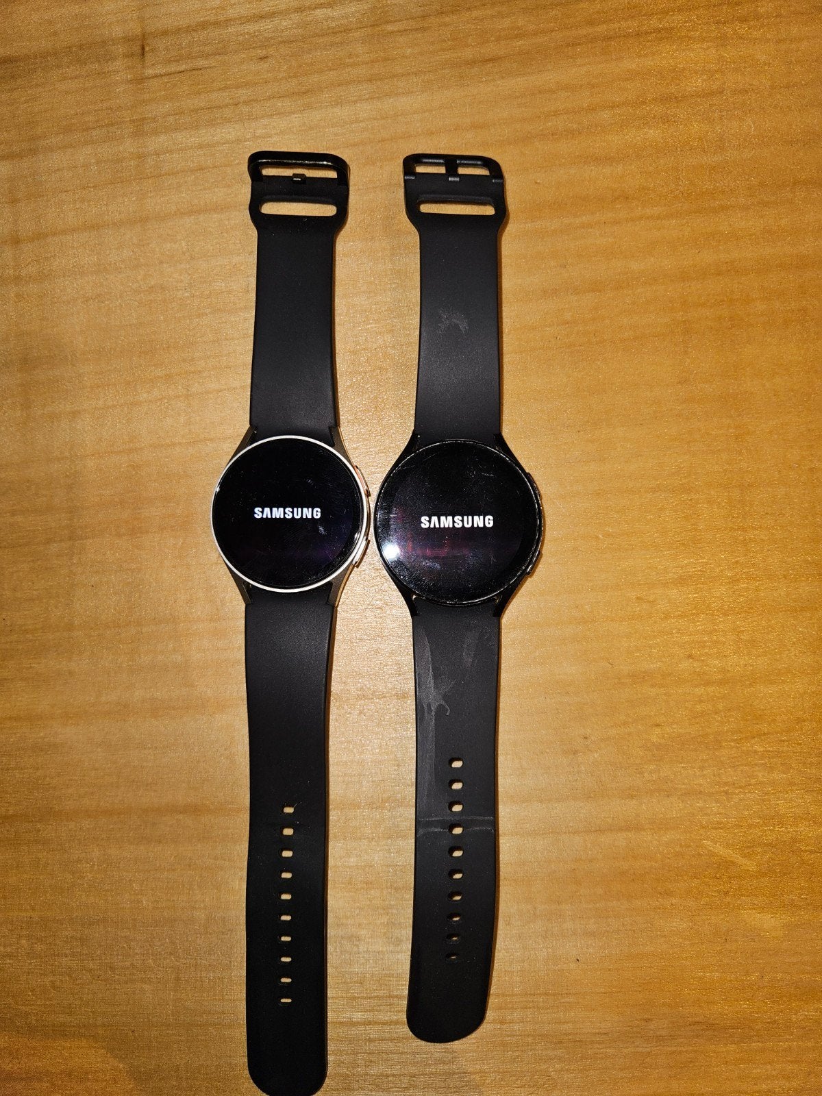 2* Samsung Galaxy Watches ( 7 & 4) – Apart of Samen, Étanche, Gris, Comme neuf, Enlèvement