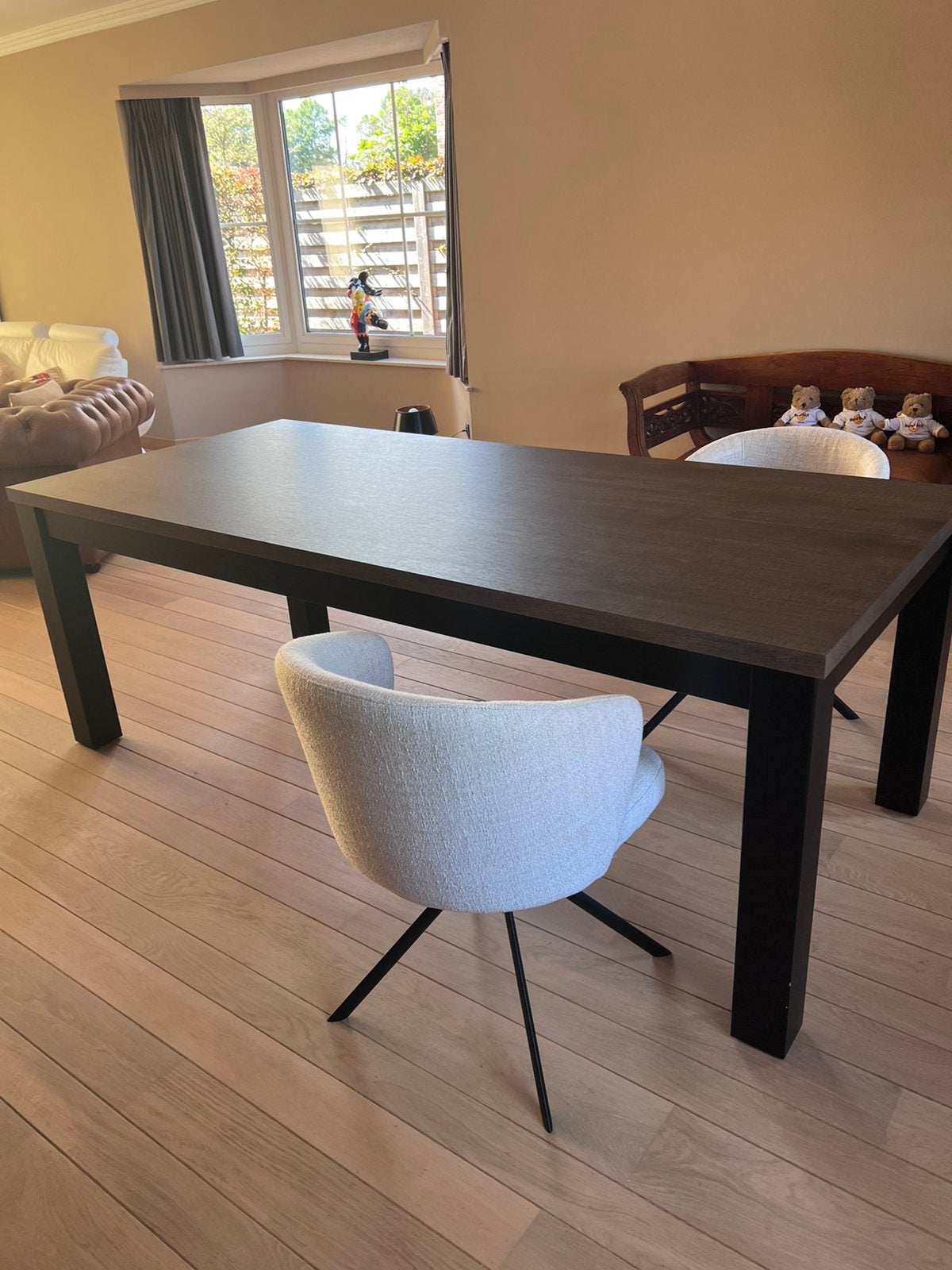Eettafel met bijhorend tv meubel, Ophalen