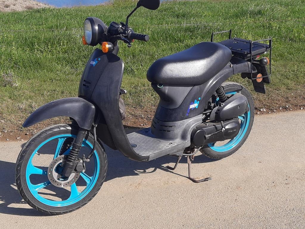 Honda sky B klasse, Fietsen en Brommers, Brommers | Honda, Gebruikt, Overige modellen, Klasse B (45 km/u), Ophalen
