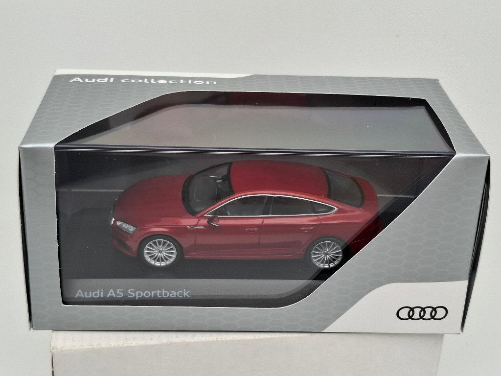 Audi A5 Sportback 1/43 "Matador Red", Verzenden, Zo goed als nieuw, Auto, Overige merken