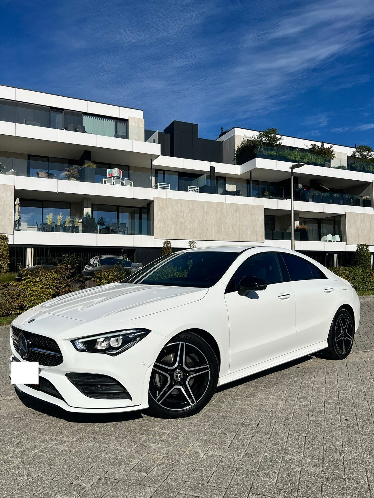 Mercedes-Benz CLA 180 AMG•Keyless-Go•Camera•Mercedes garanti, Auto's, Euro 6, Wit, Leder, Particulier