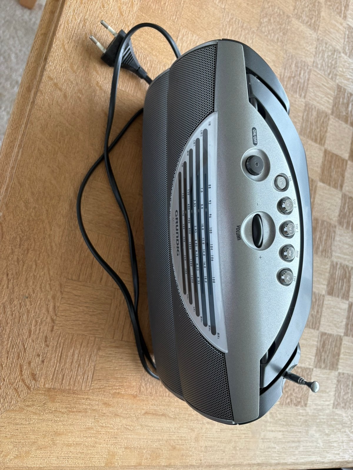 Radio Grundig (Music Boy 70), TV, Hi-fi & Vidéo, Radios, Enlèvement, Utilisé, Radio