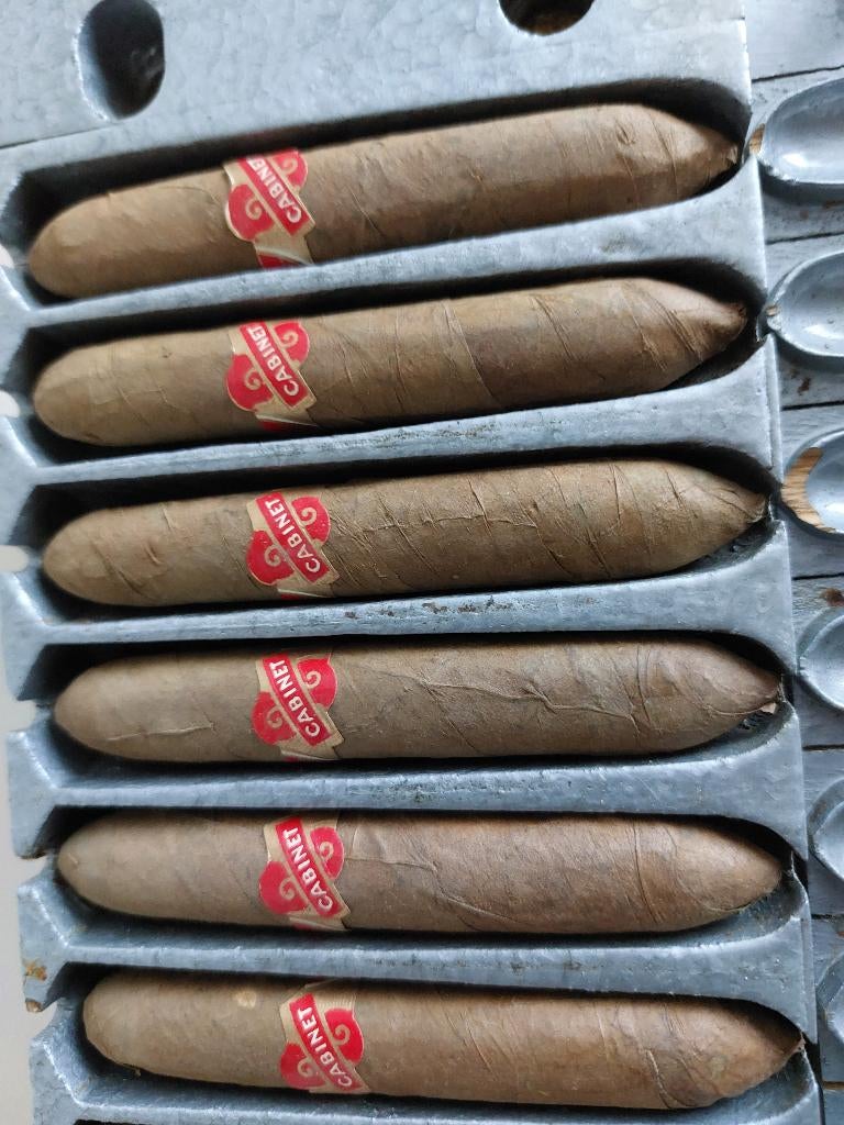 Ancien moule à cigares Karl Hart de Schwetzingen, Enlèvement