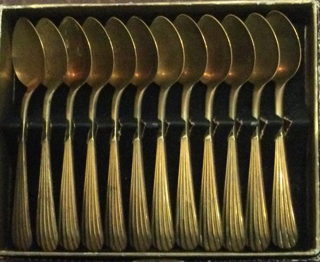 Antieke lepeltjes, Ophalen