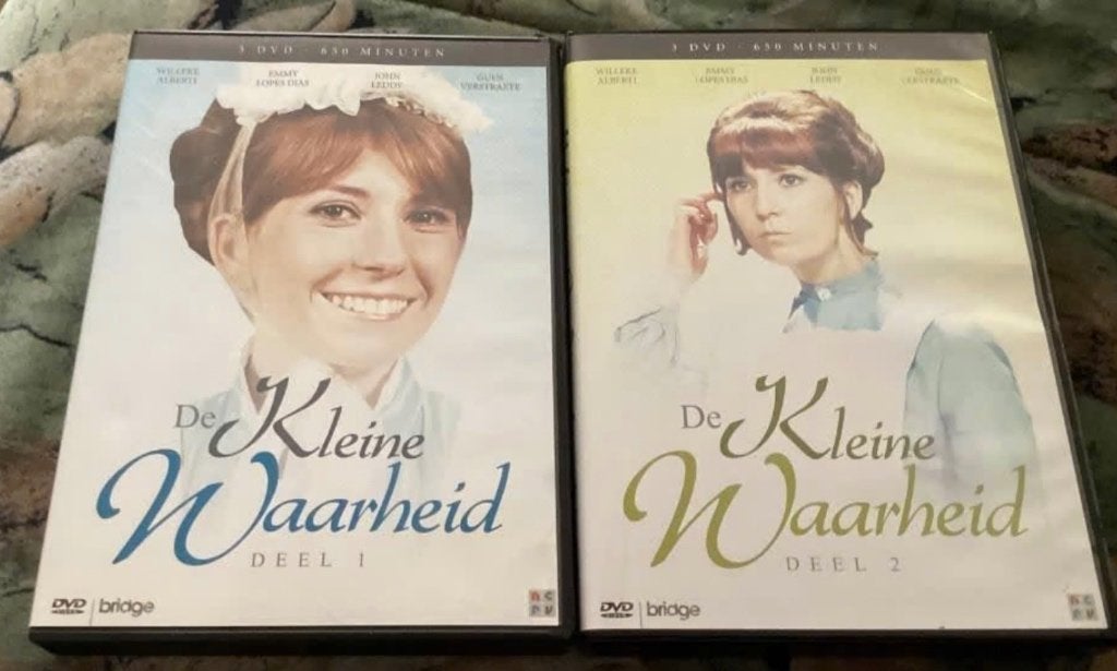 De Kleine Waarheid deel 1 en deel 2, Ophalen of Verzenden, Nederlands