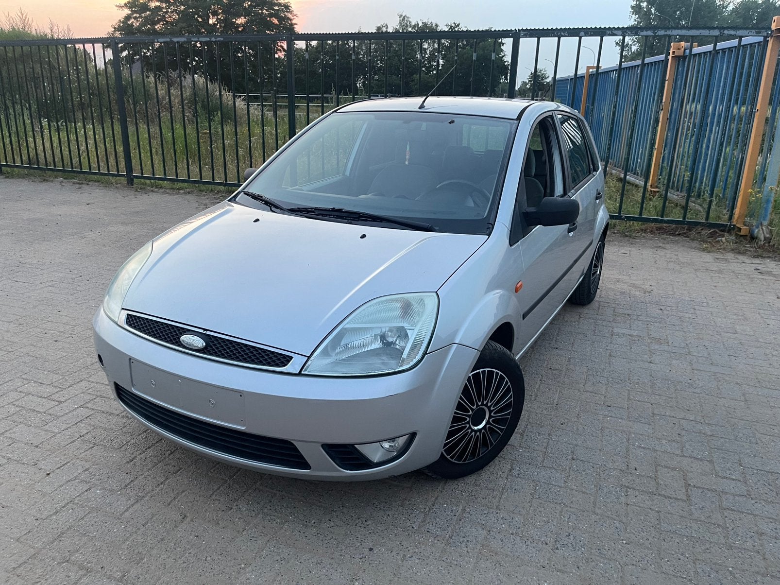 Ford fietsa 1.4 tdci diesen reeds gekeurd voor verkoop, Auto's, Ford, Particulier, Centrale vergrendeling, Diesel, Ophalen