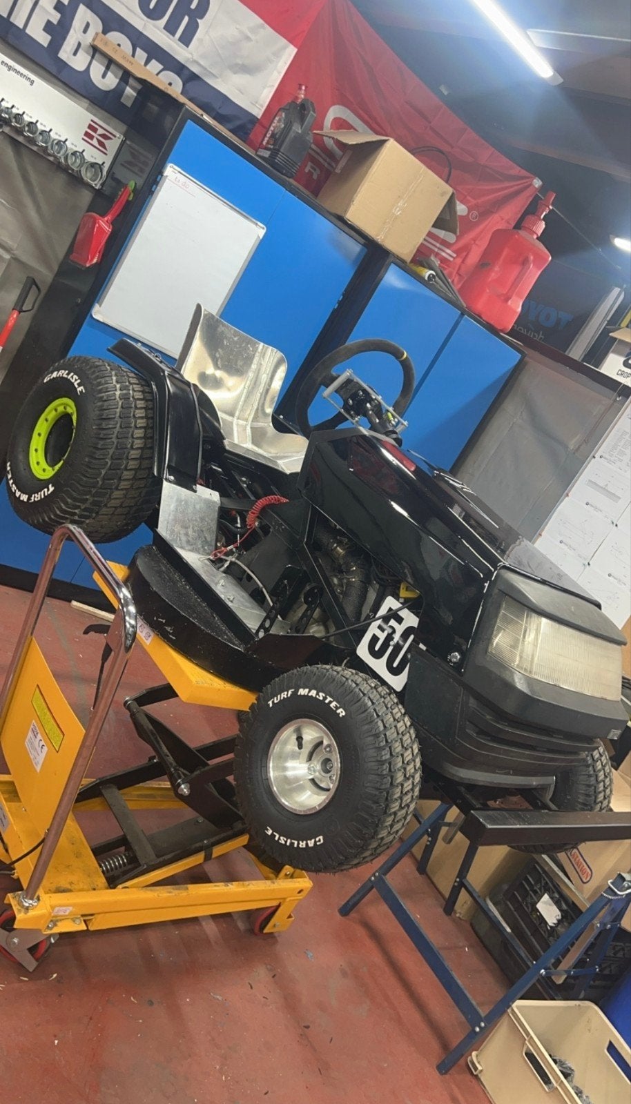 À VENDRE — TONDEUSE DE COURSE NK KTM 525, Enlèvement, Comme neuf, Mtd, Démarrage électrique