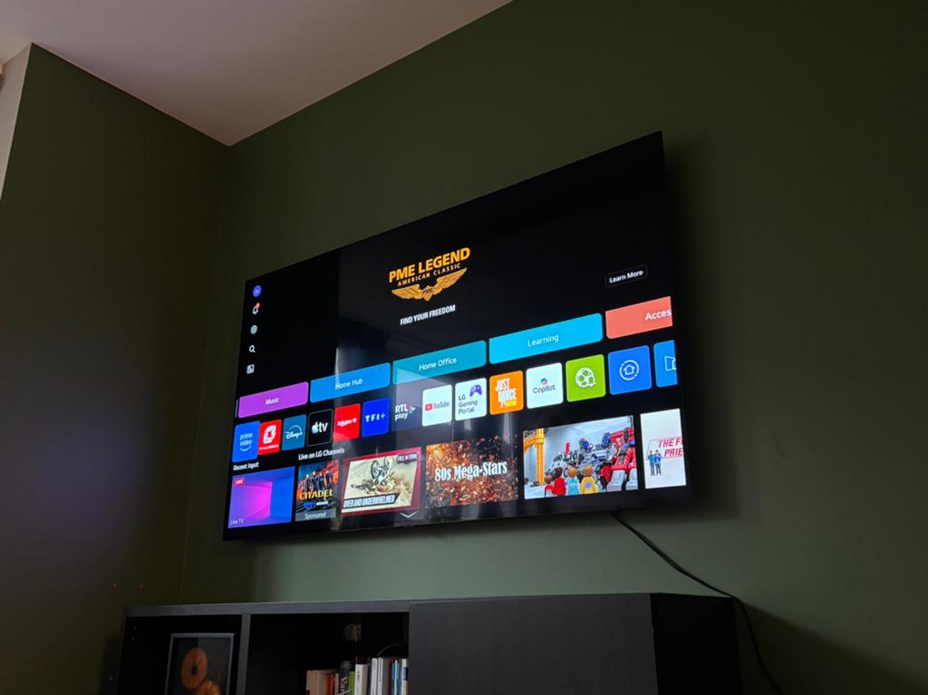 77 Inch LG OLED AI B4 4K Smart TV OLED77B4, Ophalen, OLED, Zo goed als nieuw, LG