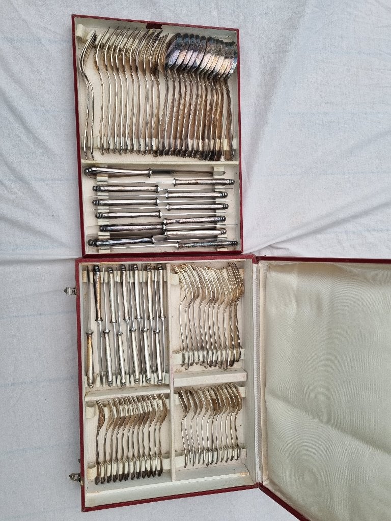 vorken messen en lepels in box, 48 stuks, Antiek en Kunst, Ophalen of Verzenden