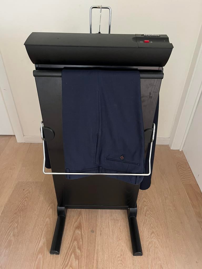 Broekpers dressboy gratis, Enlèvement, Utilisé