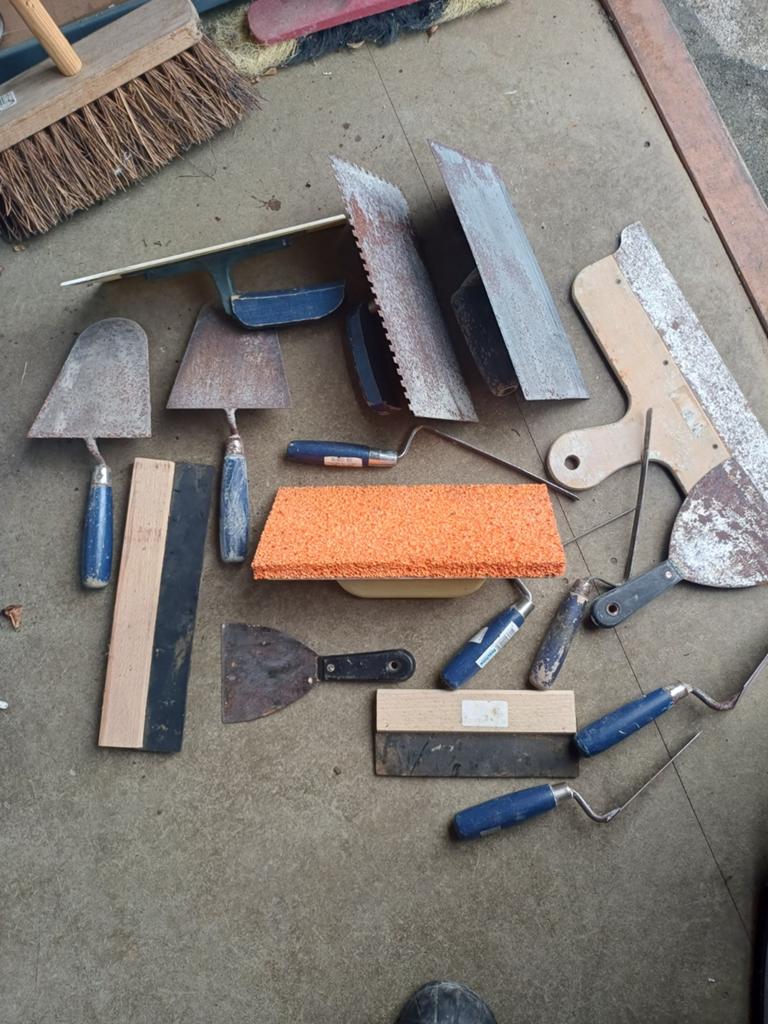 Bezetters materiaal, Ophalen