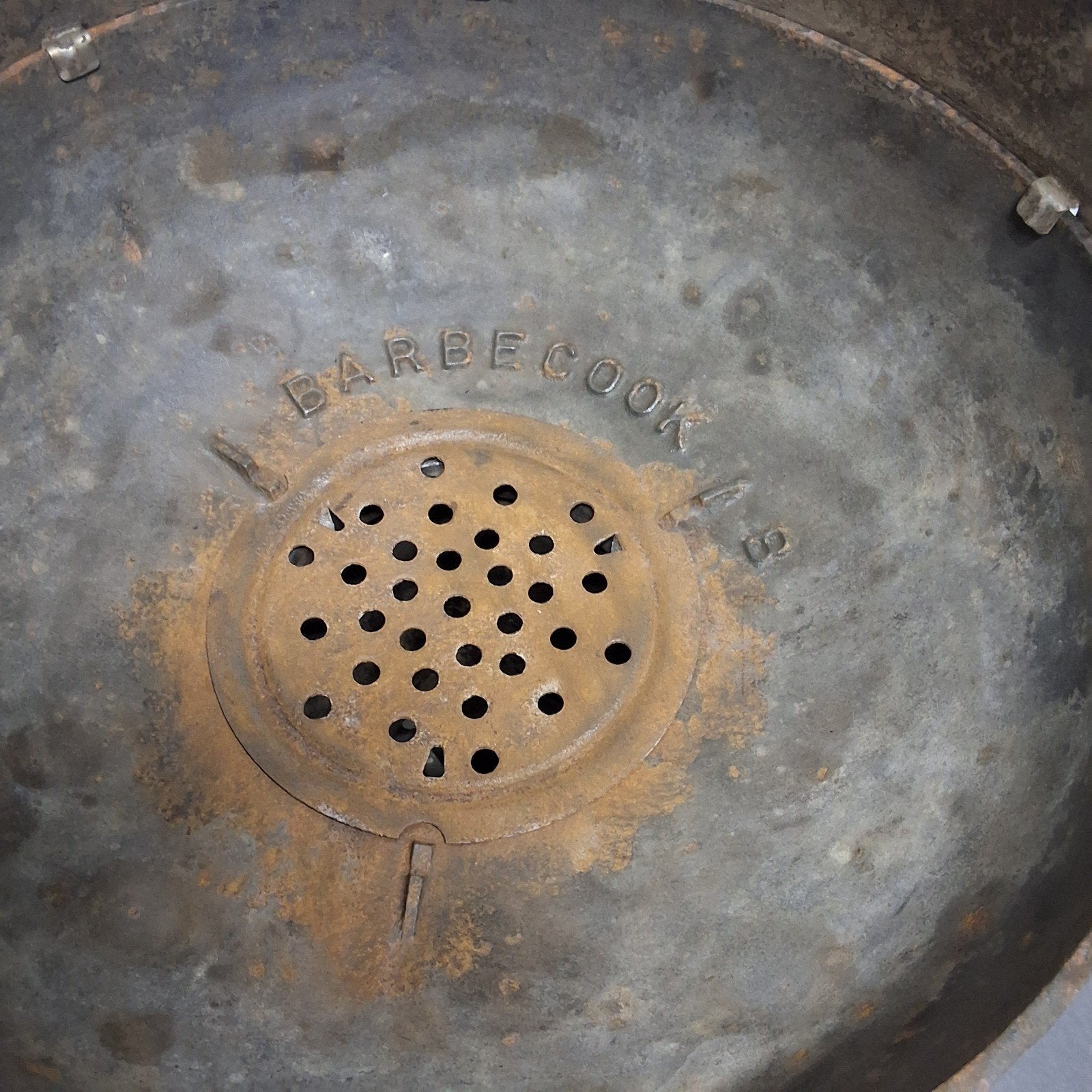 Barbecook, Enlèvement