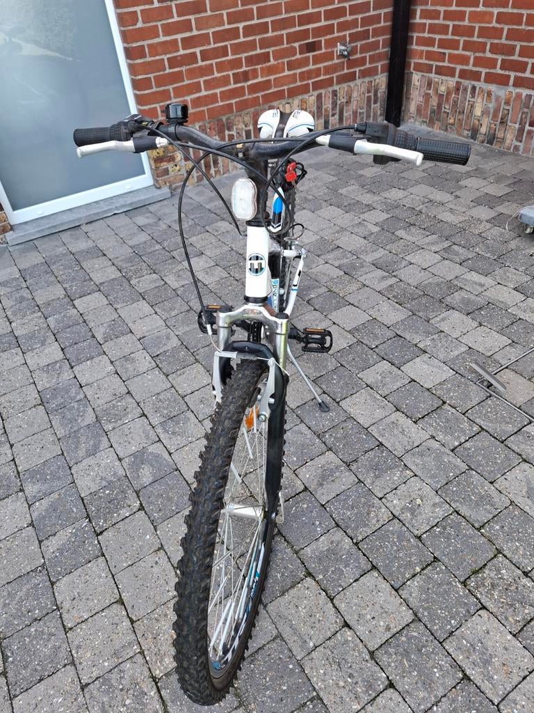 Jongsfiets maat 26, Enlèvement