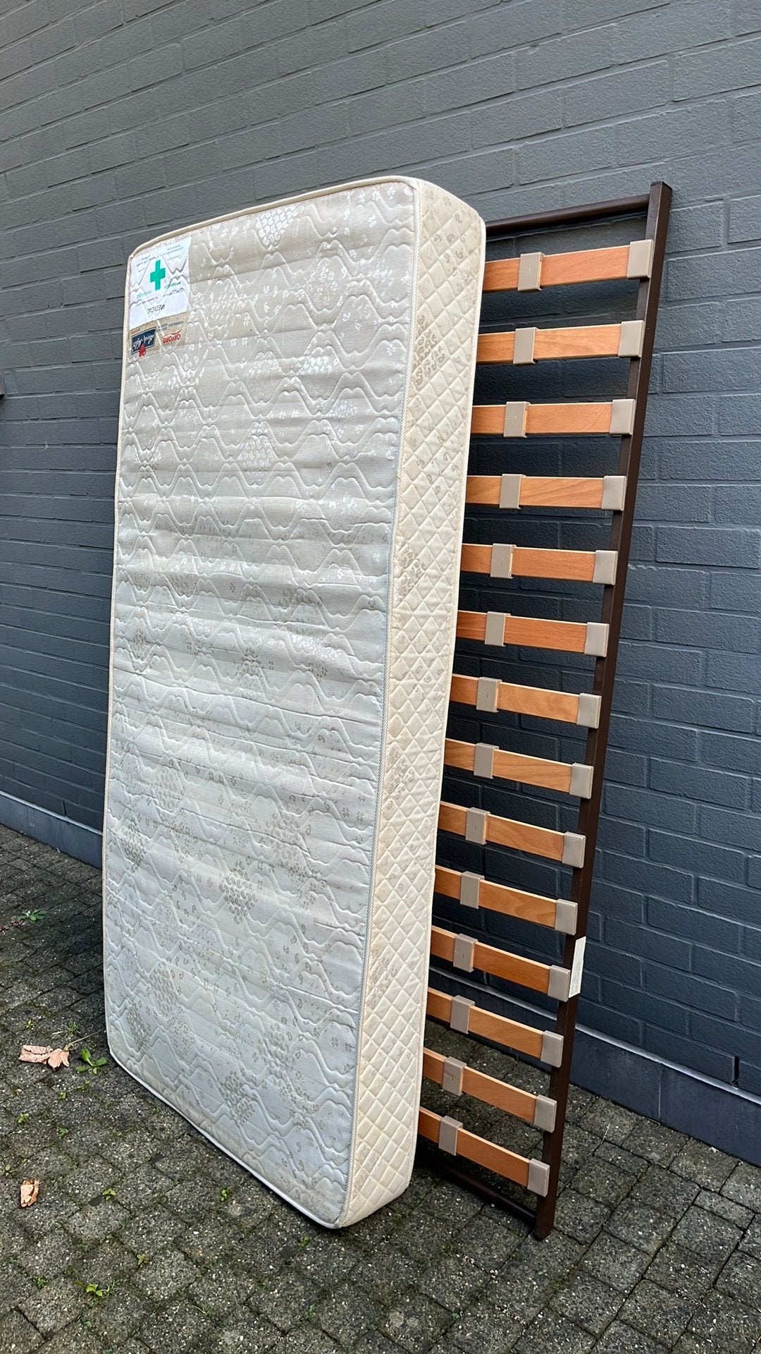 Lattenbodem met matras, Ophalen, Gebruikt, 90 cm, Matras