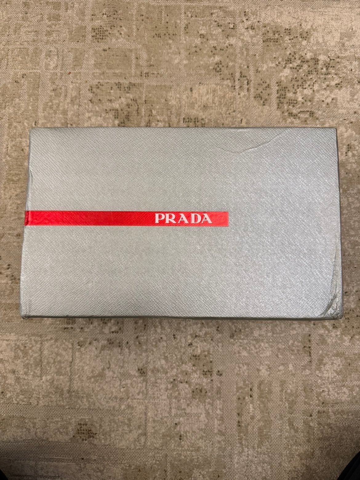 Prada shoenen donker blauw, Enlèvement ou Envoi, Comme neuf, Multicolore, Garçon ou Fille