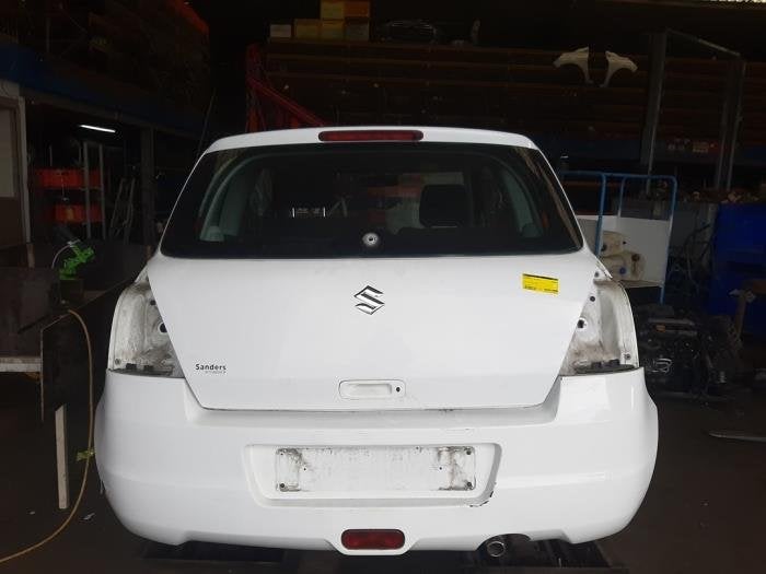 Achterklep van een Suzuki Swift, Gebruikt, -, -, Suzuki