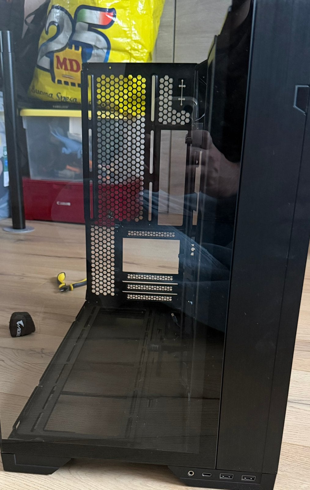 LIAN LI O11 VISION COMPACT NOIR, Ophalen, Zo goed als nieuw