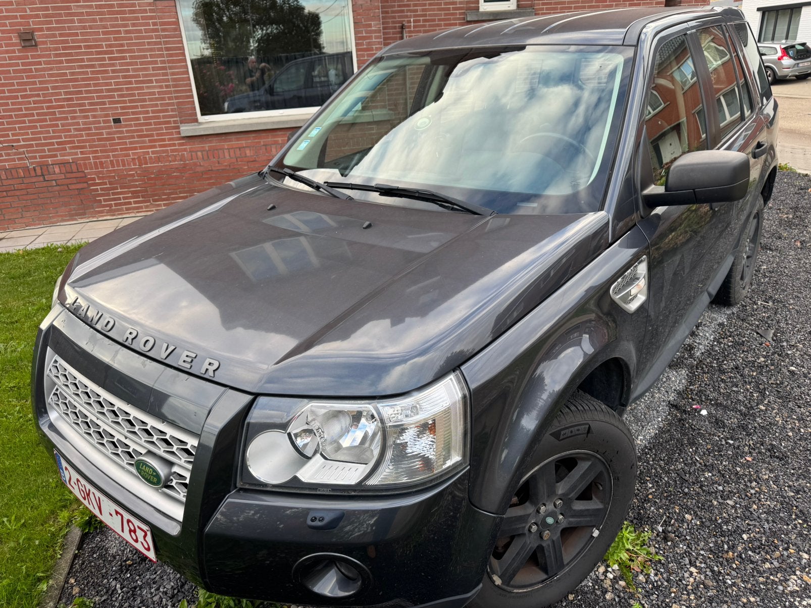 Freelander Light Freight approuve la vente d'une voiture, Cuir, Argent ou Gris, Achat, 2 places