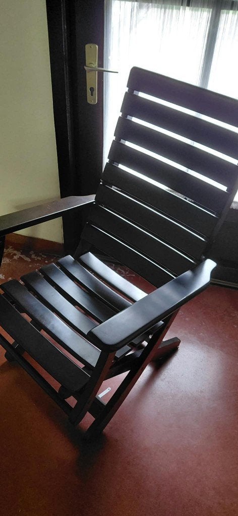 4 houten tuinstoelen en tuintafel, Ophalen