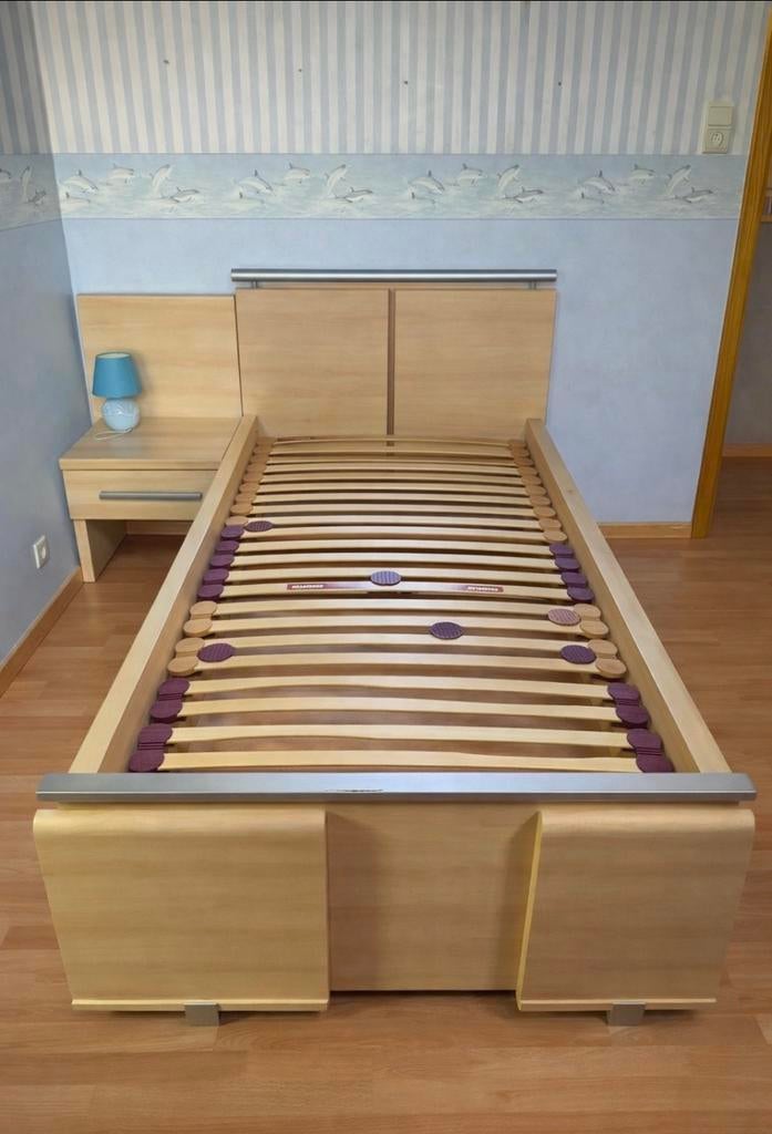 1 persoonsbed met lattoflex, lade onder bed en nachttafel, Huis en Inrichting, Slaapkamer | Bedden, Ophalen, Zo goed als nieuw