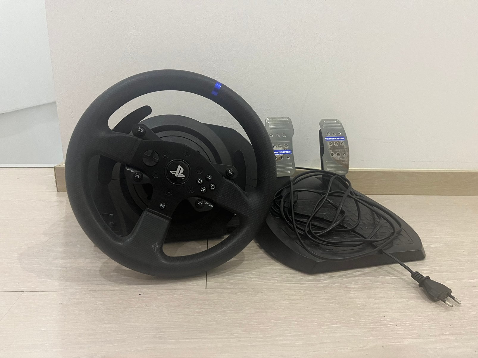 Thrustmaster t300, Ophalen, Gebruikt