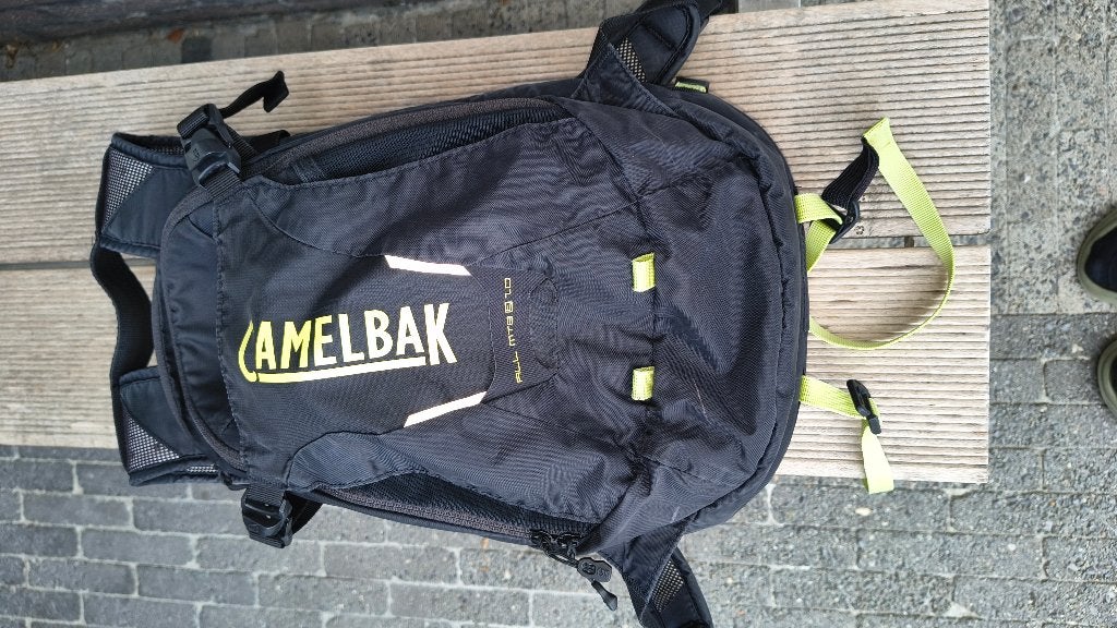Camelbag met 3 literzak in goede staat, Ophalen, Gebruikt, Overige typen