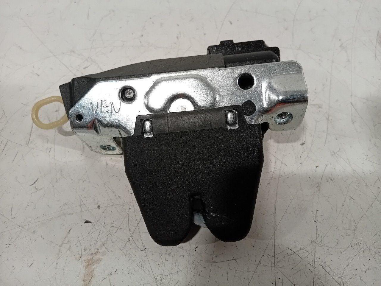 Slot mechaniek kofferdeksel achterklep elektrisch Mercedes-B, Auto-onderdelen, Onderdelen@venauto.nl, Van der Ven Autorecycling B.V.