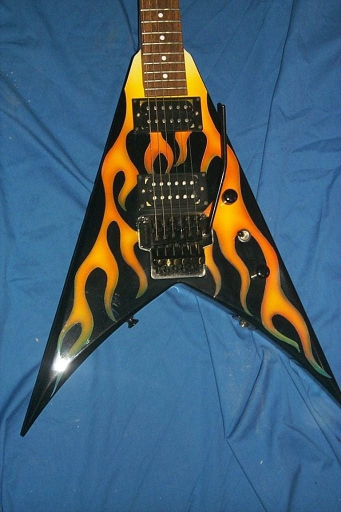 GEZOCHT: Jackson King V Hot Rod Flames MIJ, Musique & Instruments, Enlèvement, Utilisé, Solid body, Autres marques