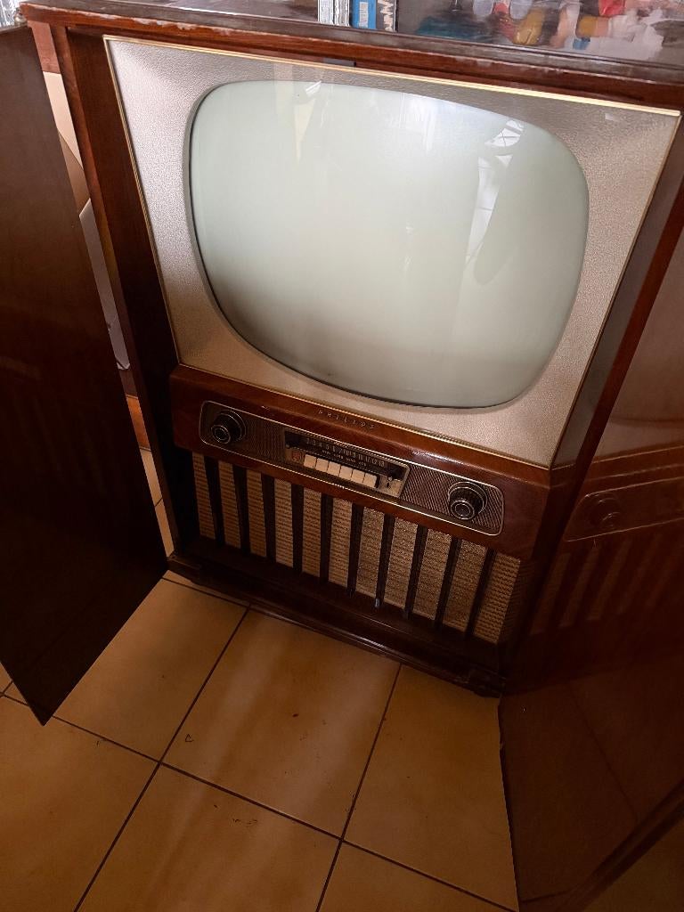 Vintage Philips televisiemeubel, Audio, Tv en Foto, Vintage Televisies, Ophalen, Philips