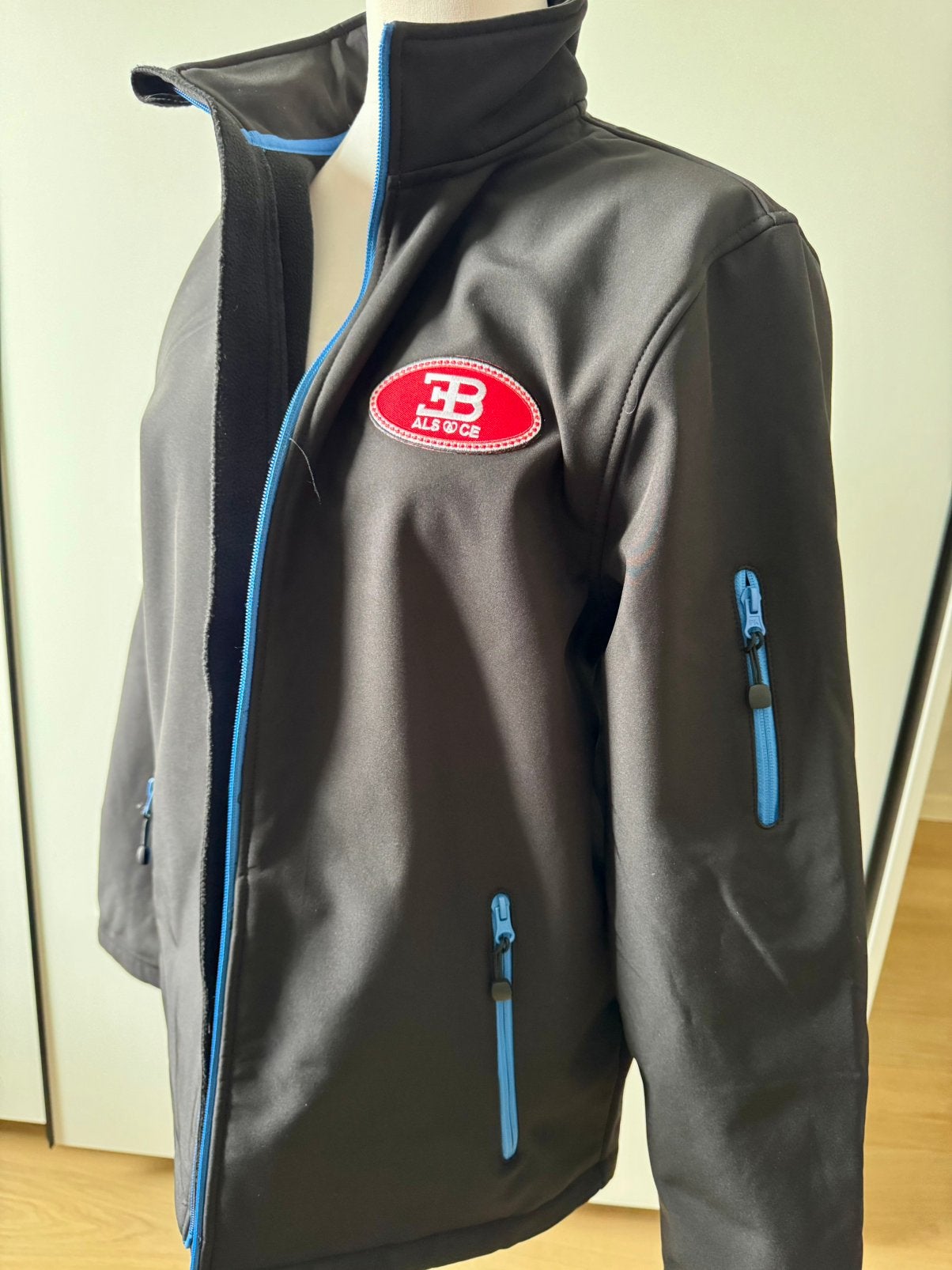 Shelterjas Bugatti, Vêtements | Hommes, Vêtements de sport, Enlèvement, Comme neuf
