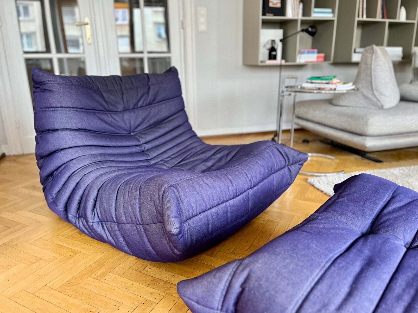 Togo chauffeuse et pouf Ligne Roset – tissu Denim, 100 à 125 cm, Banc droit, Enlèvement, Tissus
