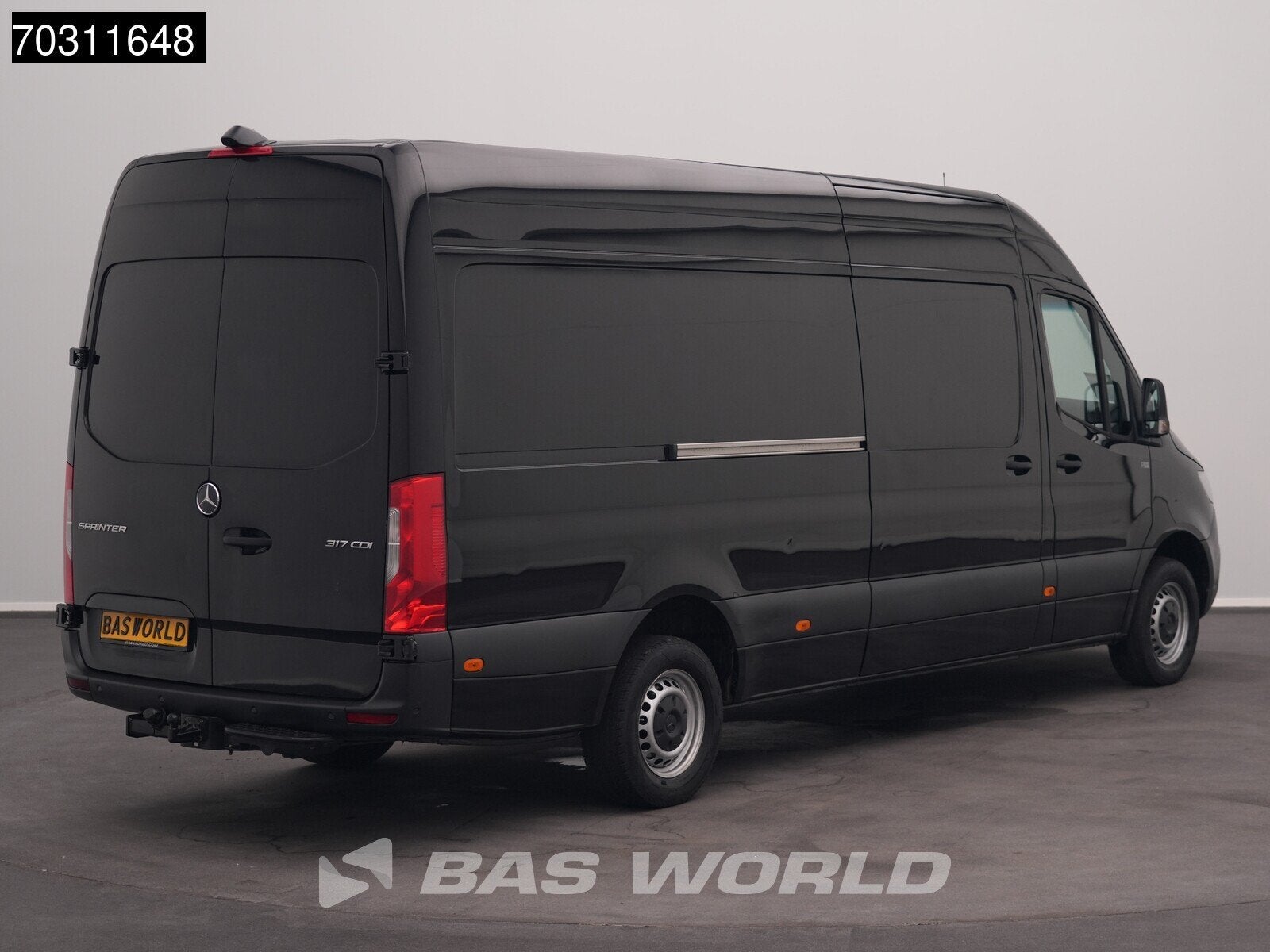 Mercedes Sprinter 317 CDI Automaat 3,5t Trekhaak 170PK L3H2, Autos, Camionnettes & Utilitaires, Cuir, Achat, Euro 6, Entreprise