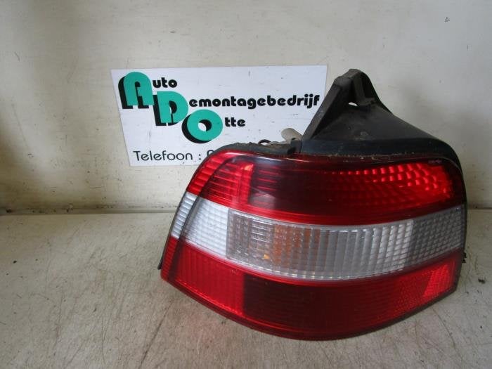 Achterlicht links van een Honda Aerodeck, Honda, Gebruikt, -, -