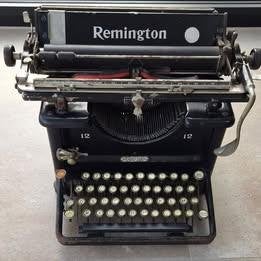 Machine à écrire ancienne Remington 12, Antiquités & Art, Enlèvement