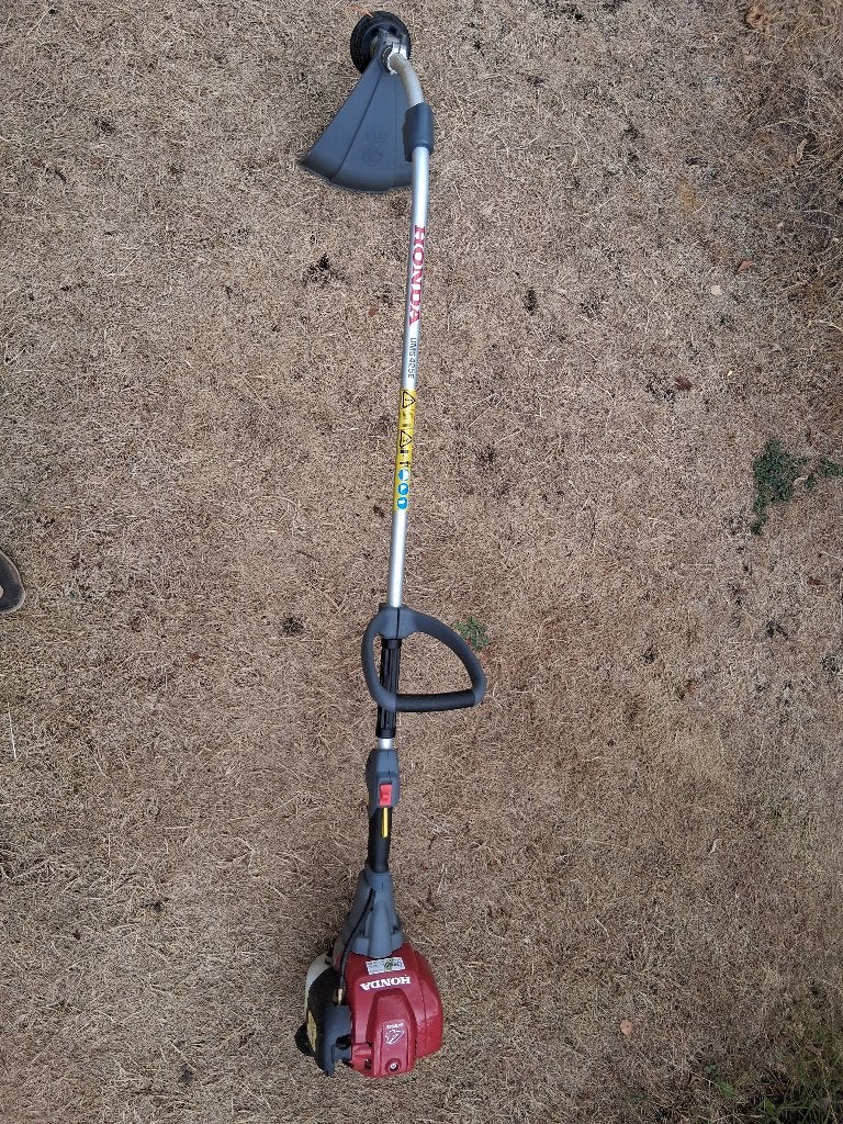 Honda kantenmaaier, Ophalen, Gebruikt, Minder dan 10 cm, Benzine