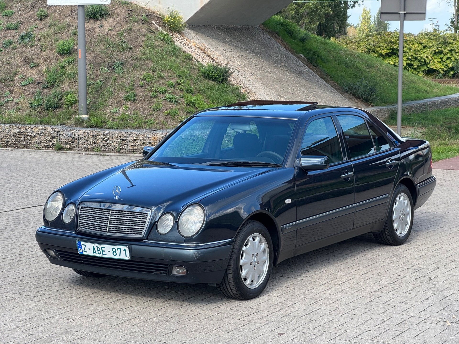 Mercedes E280 | Benzine | Automaat, Autos, Capteur de lumière, Achat, Entreprise, Autre carrosserie