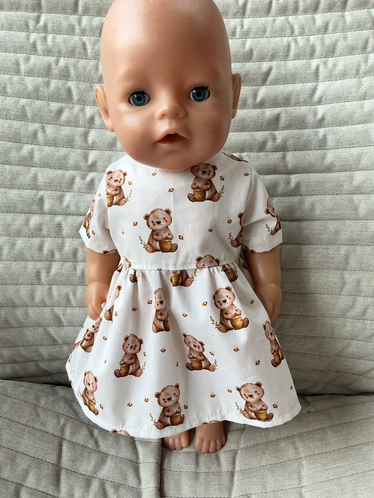 213. Babyborn: Nieuw jurkje met beertjes, Ophalen of Verzenden, Nieuw, Babypop