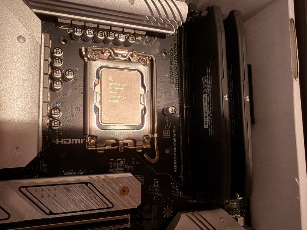Intel I5 14600KF, Computers en Software, Processors, Overige, Ophalen of Verzenden, Zo goed als nieuw, 4 Ghz of meer
