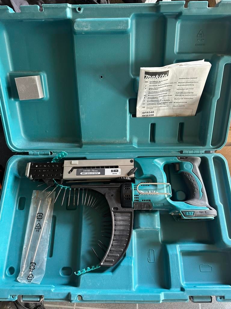 Visseuse automatique Makita dfr750, Enlèvement, Comme neuf