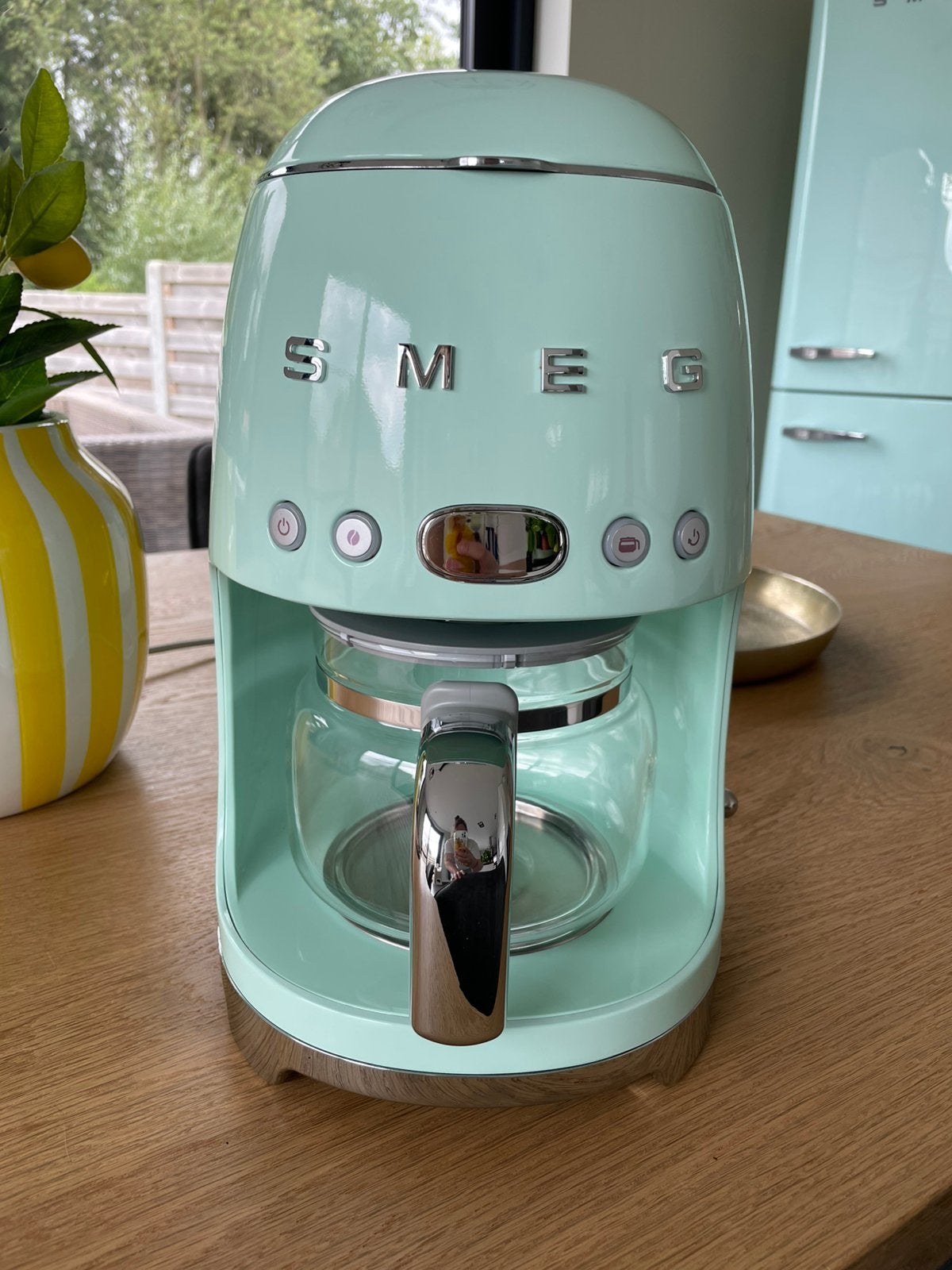 SMEG Koffiezetapparaat, 4 tot 10 kopjes, Ophalen, Zo goed als nieuw, Koffiemachine